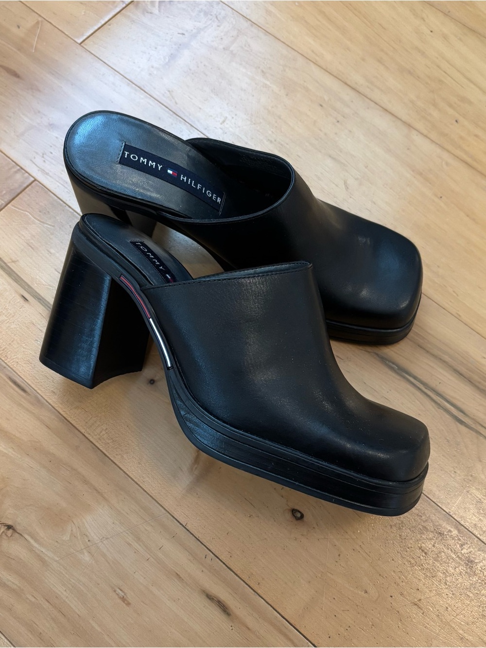 Vintage Tommy Hilfiger Platform Mule